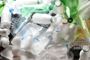 rifiuti in plastica