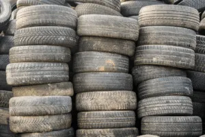 Scopri di più sull'articolo Smaltimento Pneumatici